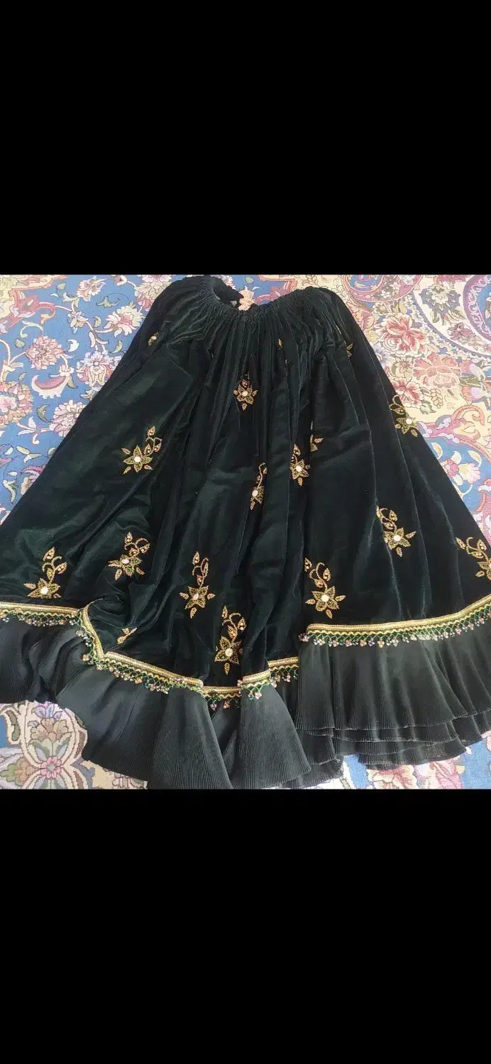 لباس مخمل|لباس|یاسوج, |دیوار