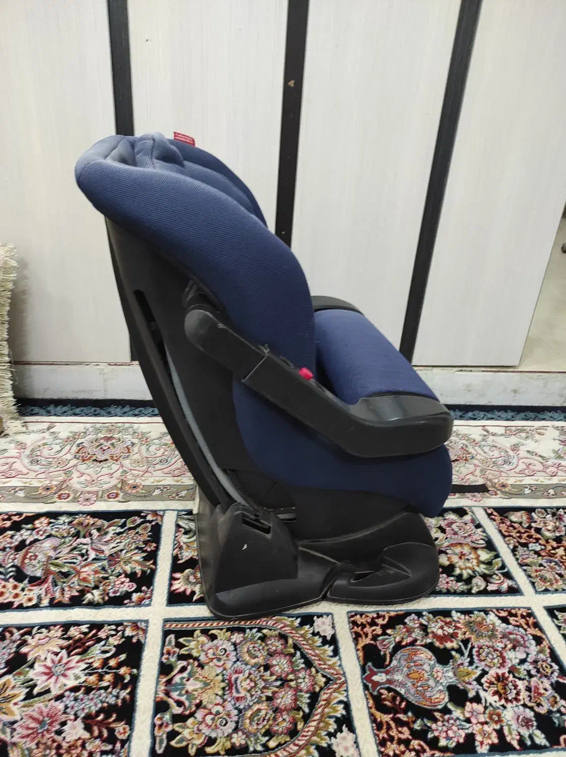 صندلی ماشین کودک|تخت و صندلی بچه|قائن, |دیوار