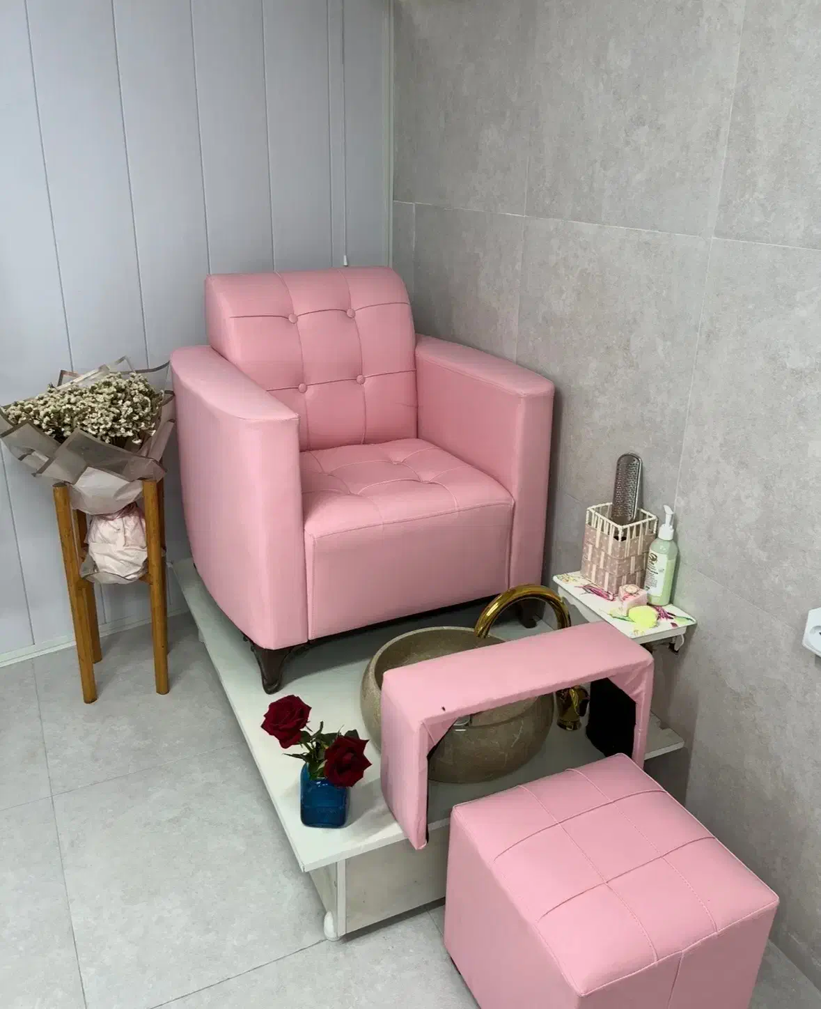 صندلی پدیکور|آرایشگاه و سالن‌های زیبایی|ساری, |دیوار