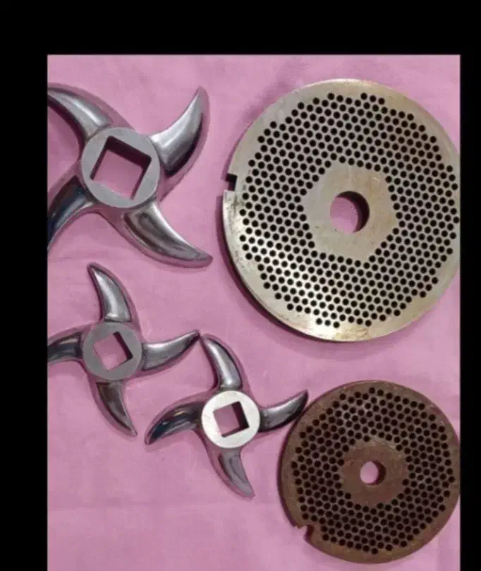 تیغ و پنجره چرخ گوشت|خردکن، آسیاب، غذاساز|شاندیز, |دیوار