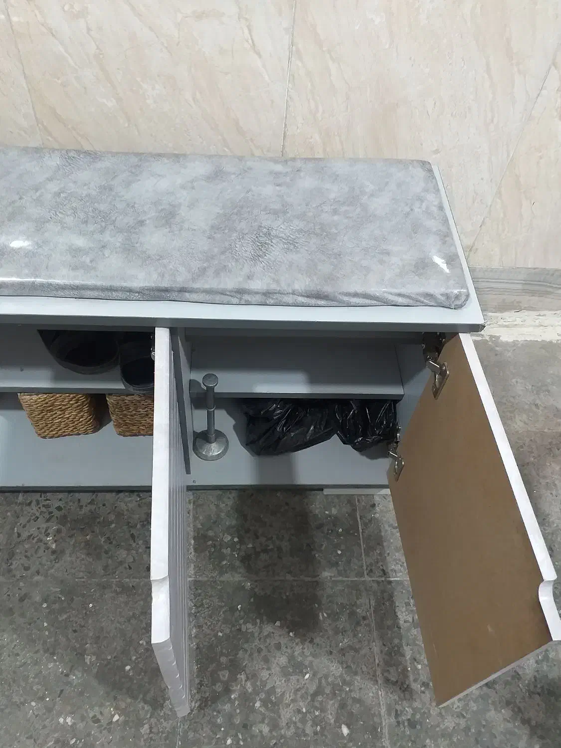 پاف نو نو|صندلی و نیمکت|زاهدان, |دیوار