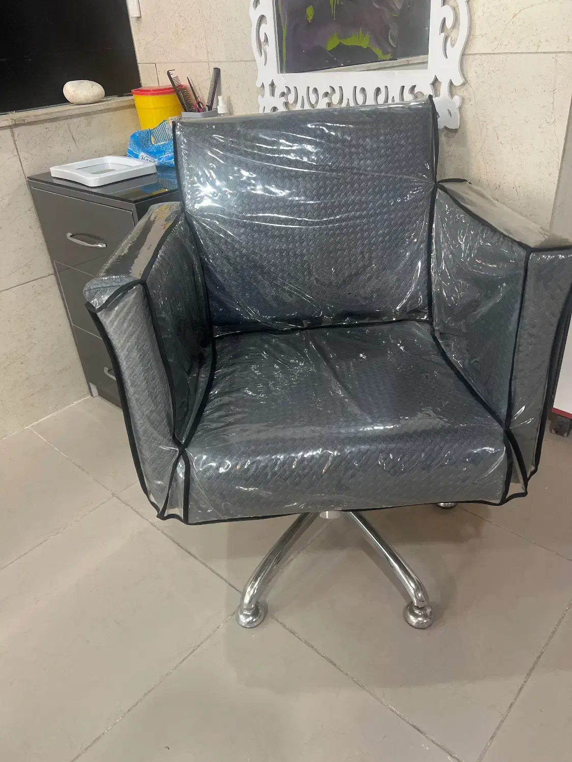 کلیه وسایل سالن به فروش میرسن|آرایشگاه و سالنهای زیبایی|شاهینشهر, فردوسی|دیوار