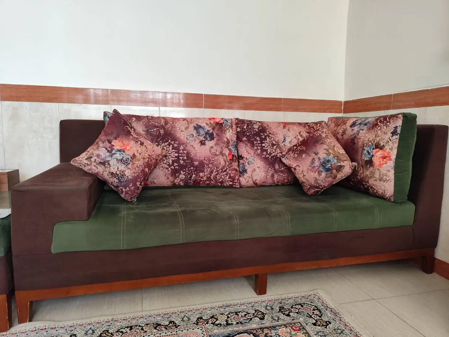 مبل ال 7 نفره با 3تا میز عسلی|مبلمان خانگی و میز عسلی|محمدشهر, ولدآباد بزرگ|دیوار