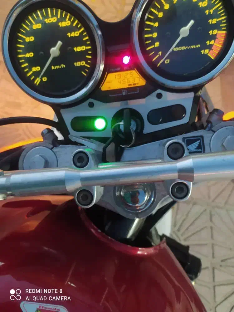 موتورسیکلت بی ۴۰۰|موتورسیکلت|شیراز, کوی آزادگان|دیوار