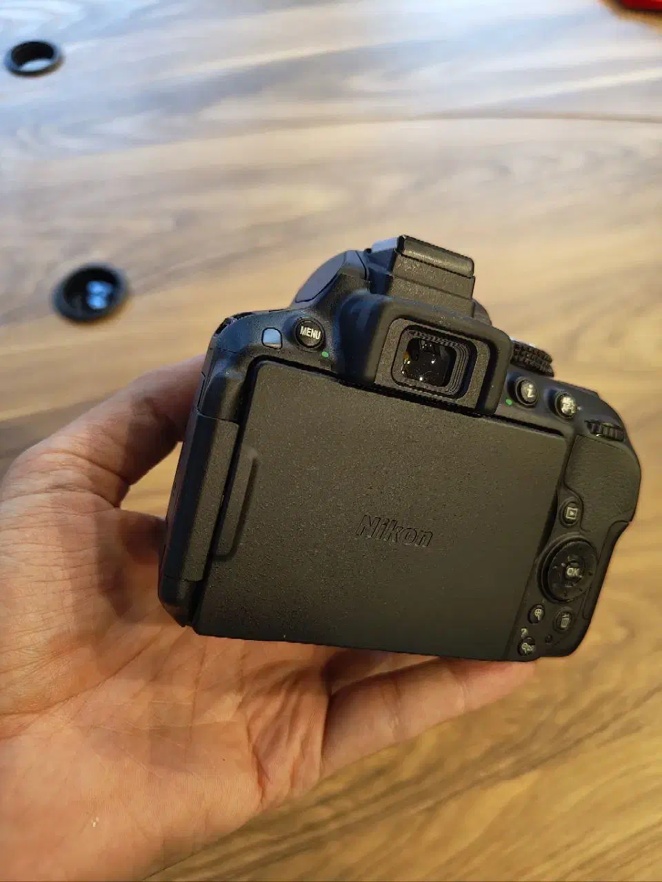 دوربین Nikon D5300 در حد نو با شات کم|دوربین عکاسی و فیلم‌برداری|تهران, ونک|دیوار
