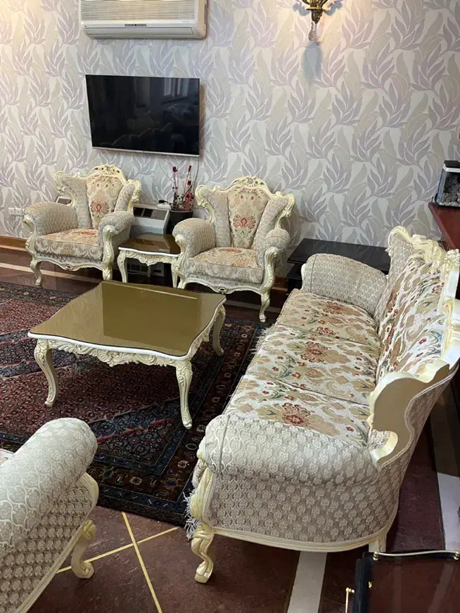 مبل استیل ۷ نفرت و ناهار خوری ۸ نفره کرم و اصل|مبلمان خانگی و میز عسلی|تهران, زعفرانیه|دیوار