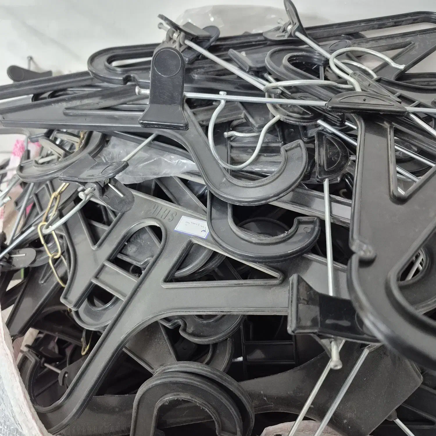 آویز لباس|بندرخت و رخت‌آویز|خوی, |دیوار