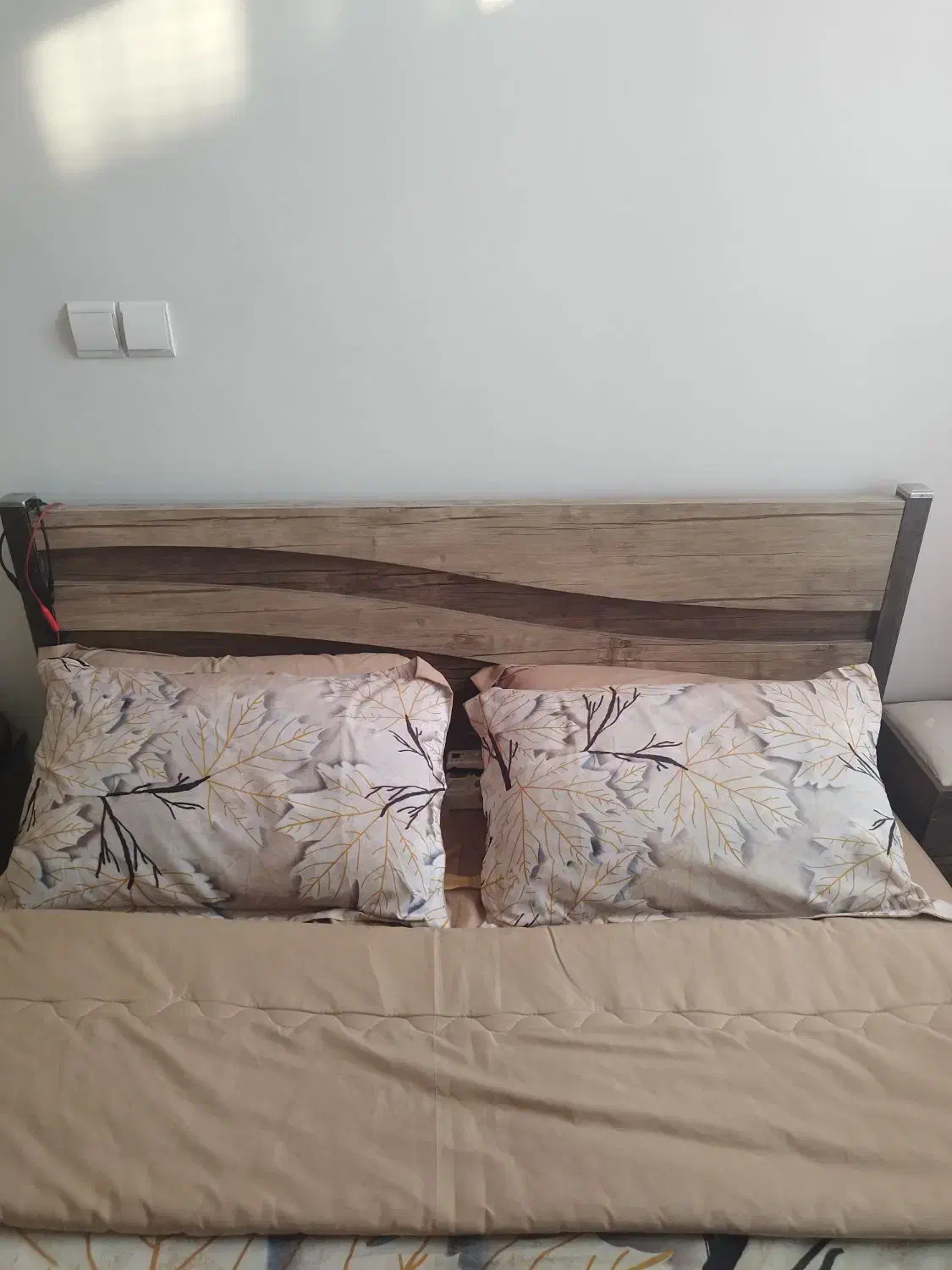 تخت دو نفره  ۱۶۰ با تشک|تخت و سرویس خواب|تهران, مجیدآباد|دیوار