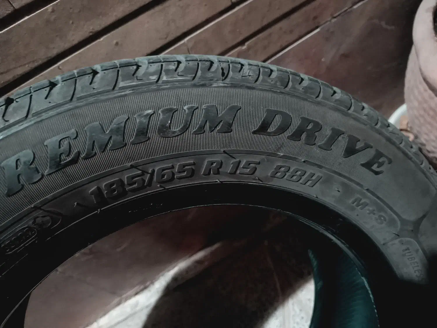 لاستیک کارکرده در حد70درصد|قطعات یدکی و لوازم جانبی|اصفهان, پوریای ولی|دیوار