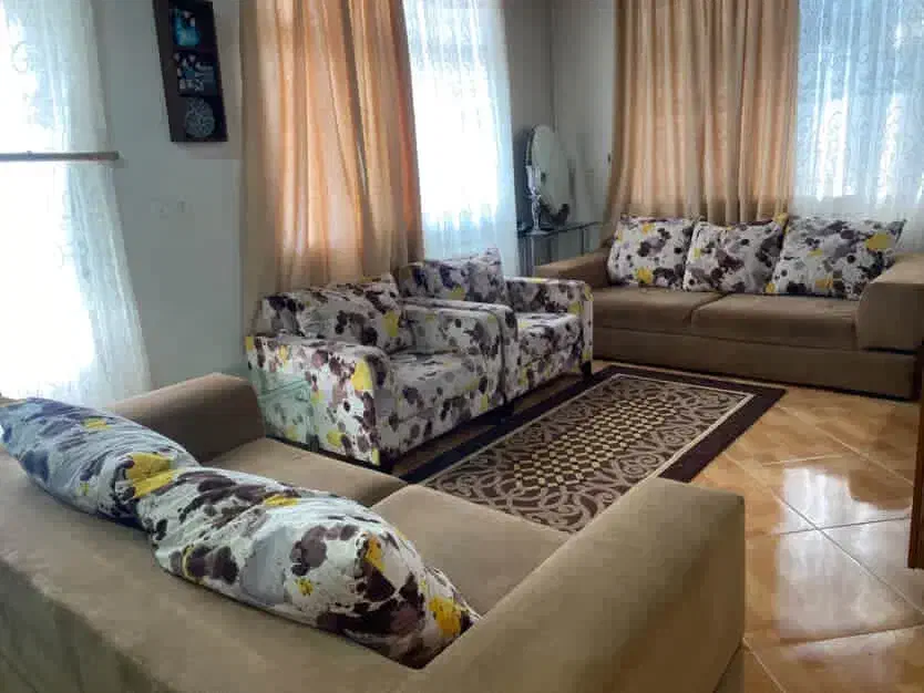 مبلمان ۷ نفره|مبلمان خانگی و میز عسلی|بندر انزلی, امامزاده|دیوار