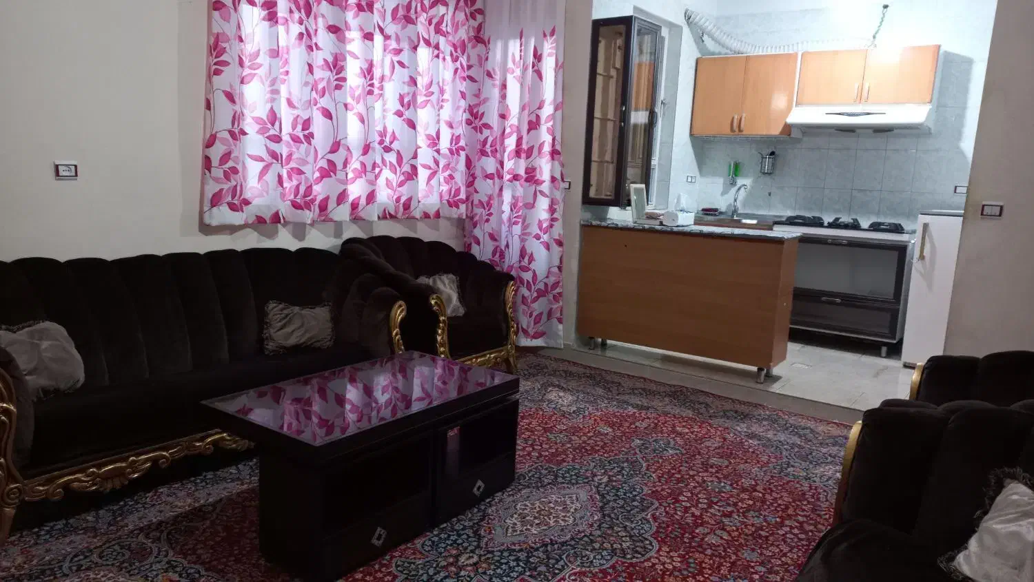 اجاره سوییت|اجارهٔ کوتاه‌مدت آپارتمان و سوئیت|بسطام, |دیوار