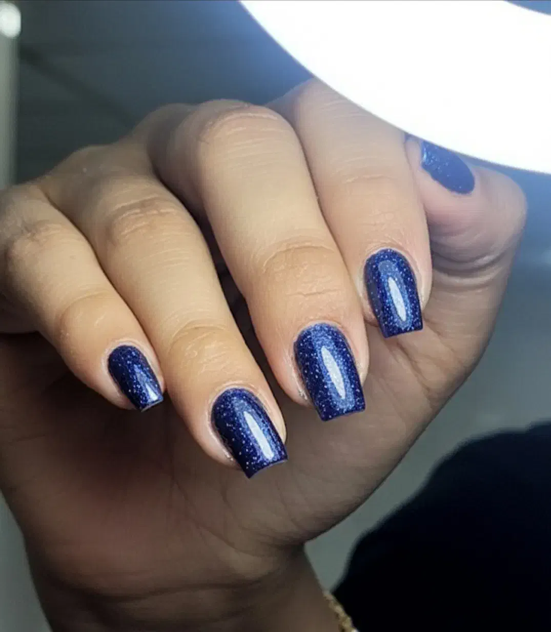 خدمات و آموزش کاشت ناخنبه صورت حرفه ای|خدمات آرایشگری و زیبایی|الیگودرز, |دیوار