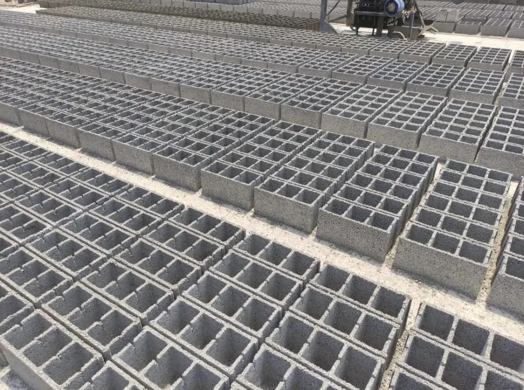 بلوک دیواری موجود میباشد|مصالح و تجهیزات ساختمان|بندر ترکمن, |دیوار