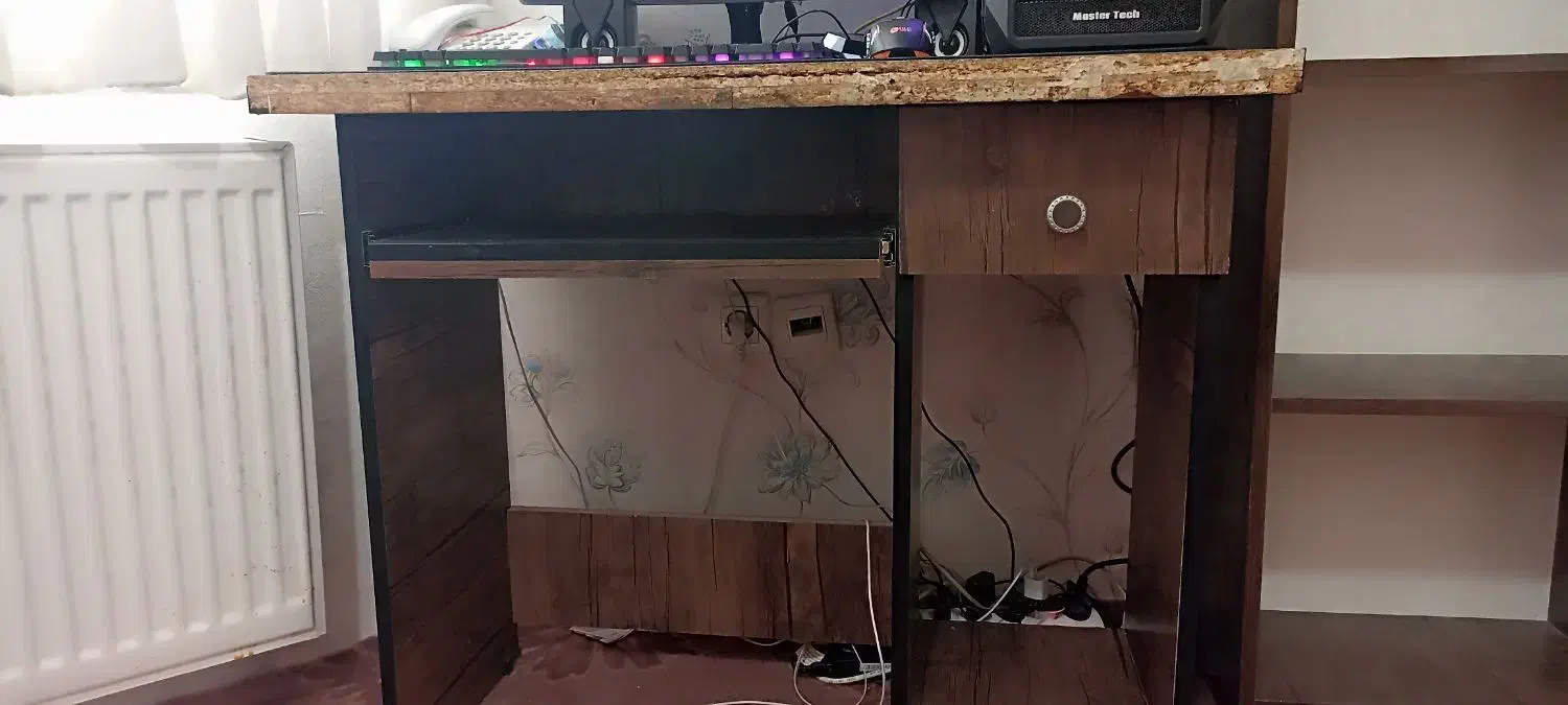 میزکامپیوتر|میز تحریر و کامپیوتر|مشهد, مشکینی (شهرک غرب)|دیوار