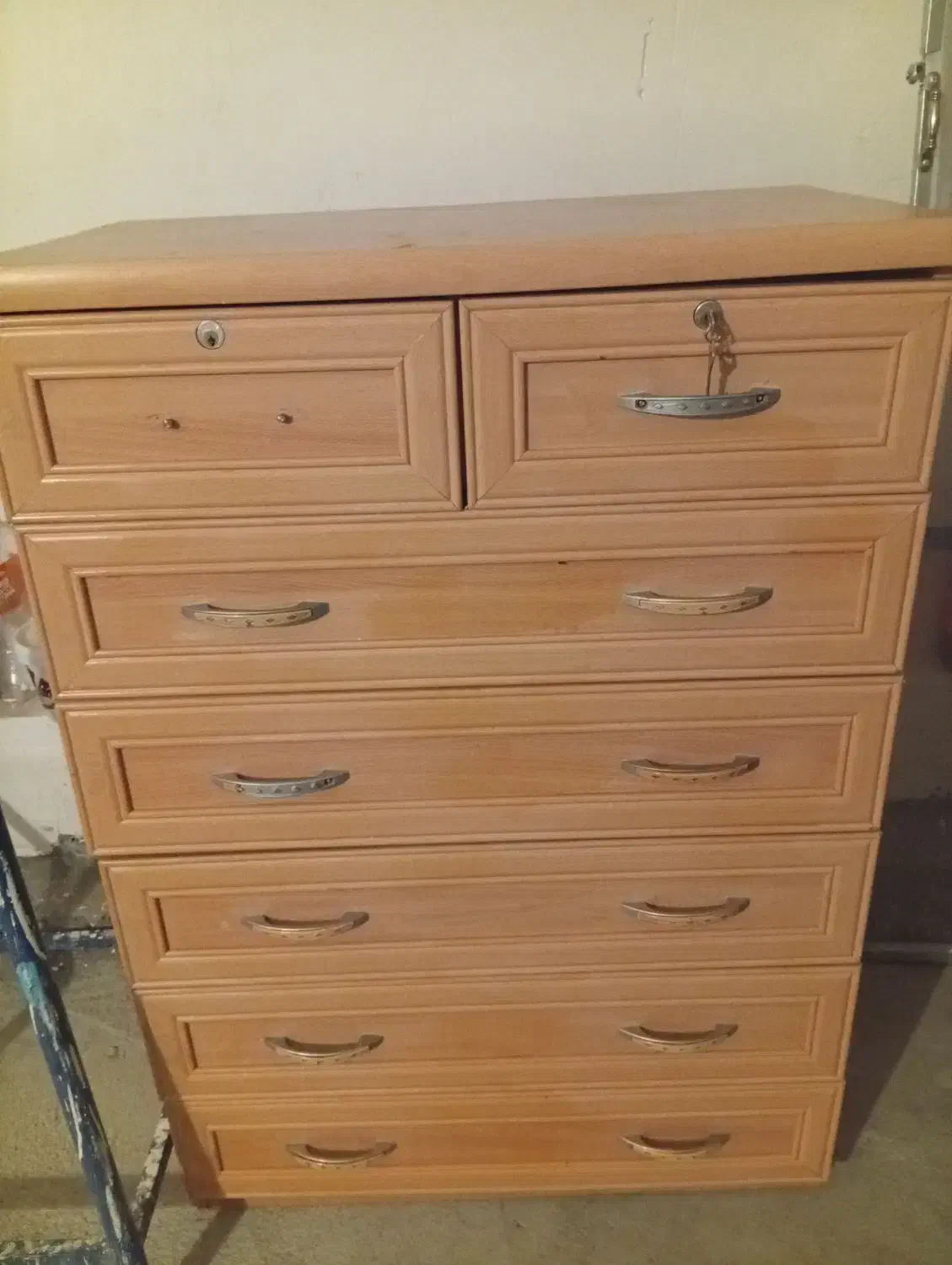 درآور|جاکفشی، کمد، دراور|زرین دشت (همدان), |دیوار