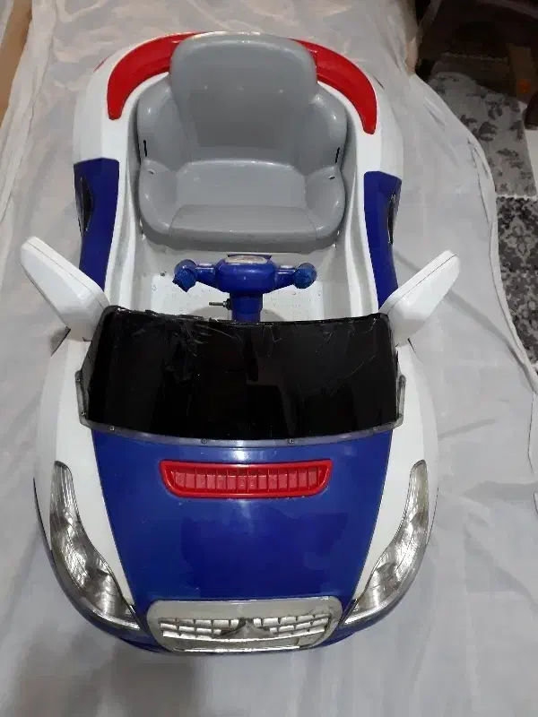 ماشین شارژی کارکرده|اسباببازی بچه|نسیمشهر, |دیوار