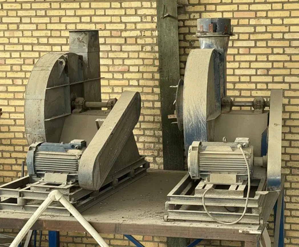 مکنده  سانتریفیوژ موتورژن۲۰ اسب سه تسمه|ماشین‌آلات صنعتی|قرچک, شهرک صنعتی کارا|دیوار