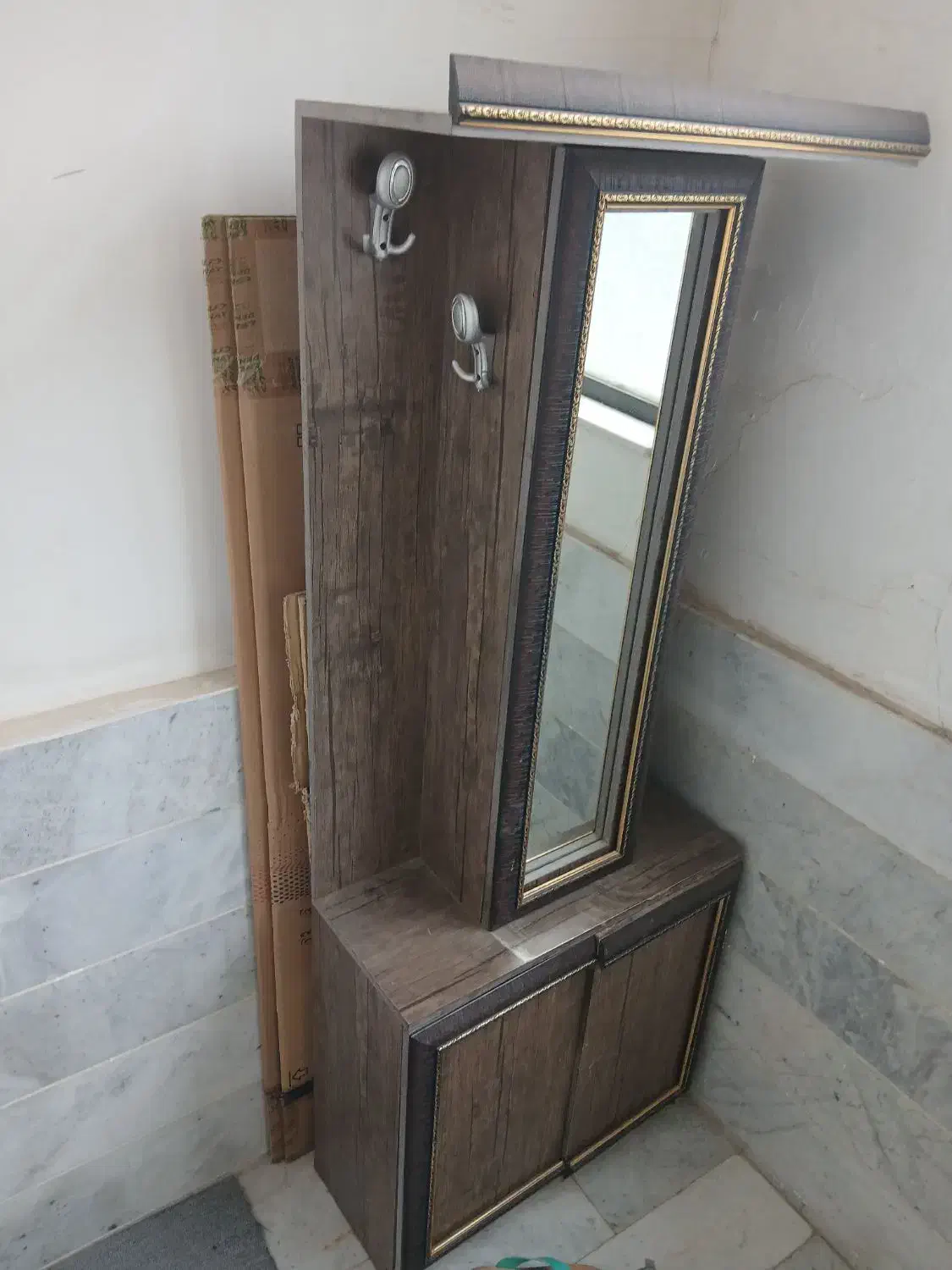 جاکفشی|جاکفشی، کمد، دراور|خرمدره, |دیوار