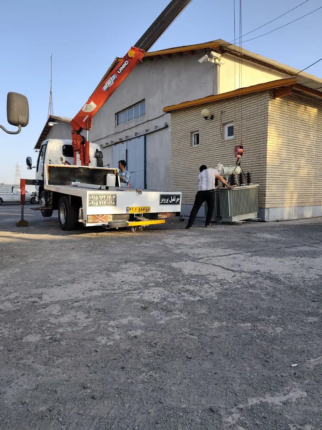 خودروبر یدک کش چرخگیر چرثقیل|خدمات حمل و نقل|بم, |دیوار