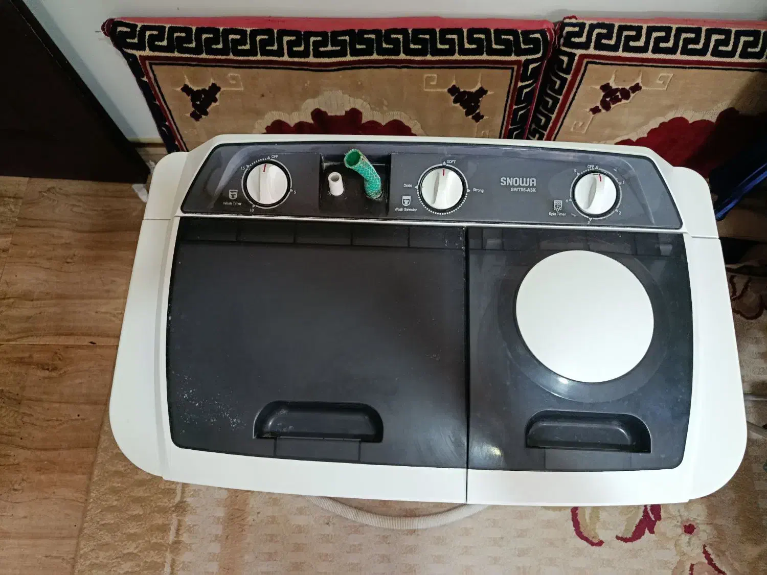 لباسشویی|ماشین لباسشویی و خشک‌کن لباس|صدرا-فارس, فاز ۱|دیوار