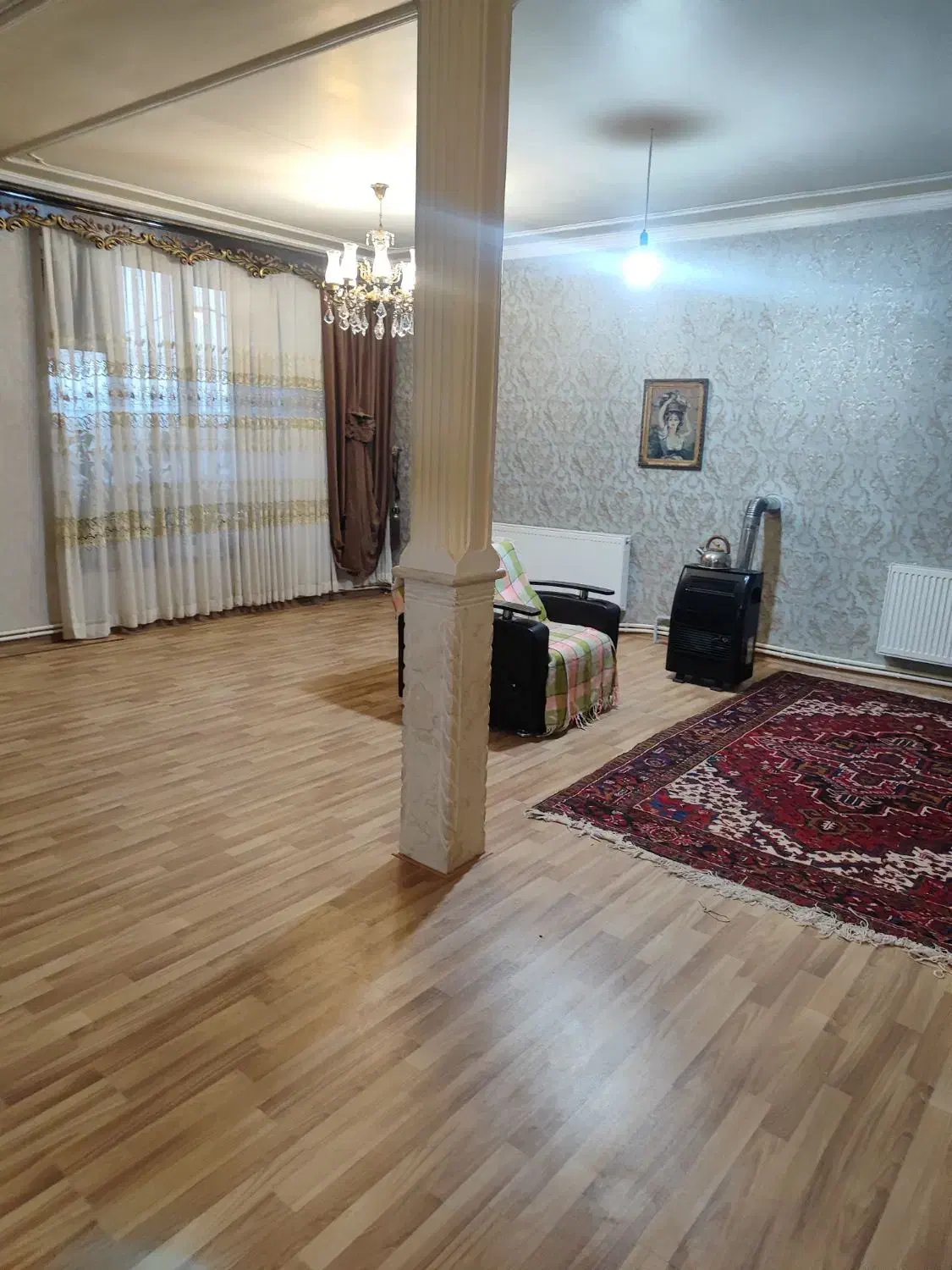 حیاط دو طبقه 240 متری در بهترین موقعیت اسکو|فروش خانه و ویلا|اسکو, |دیوار