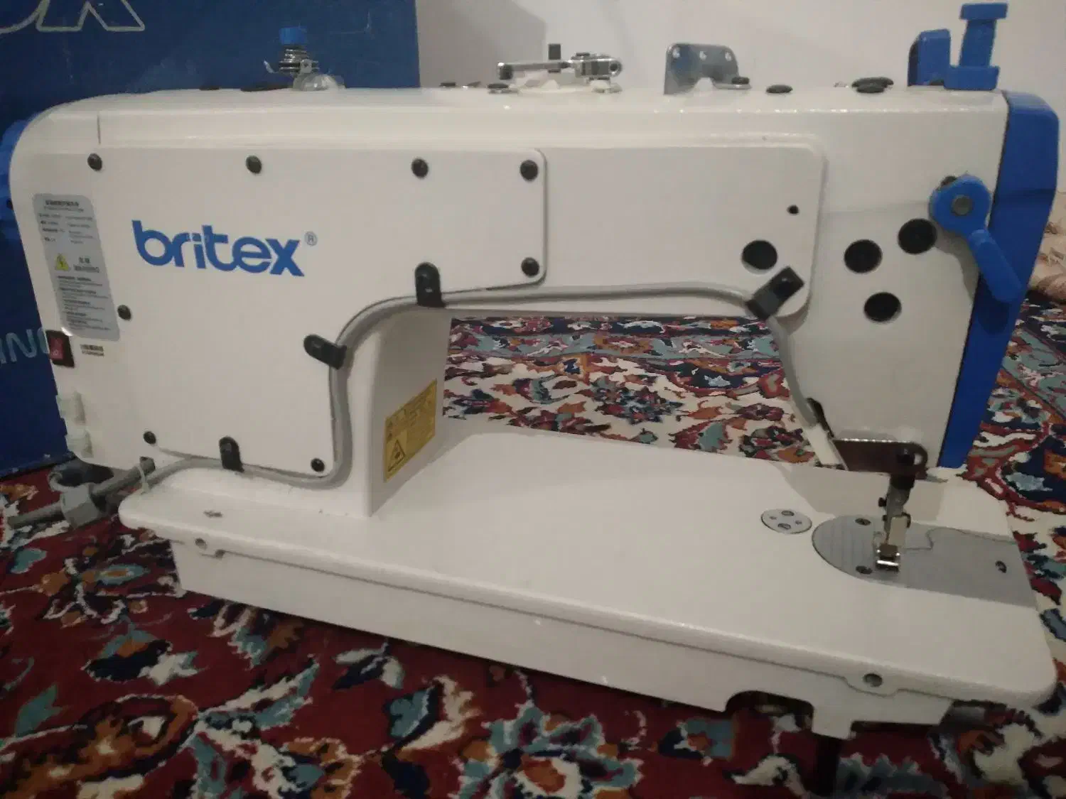 چرخ خیاطی راسته دوز|چرخ خیاطی و ریسندگی|کلاله, |دیوار