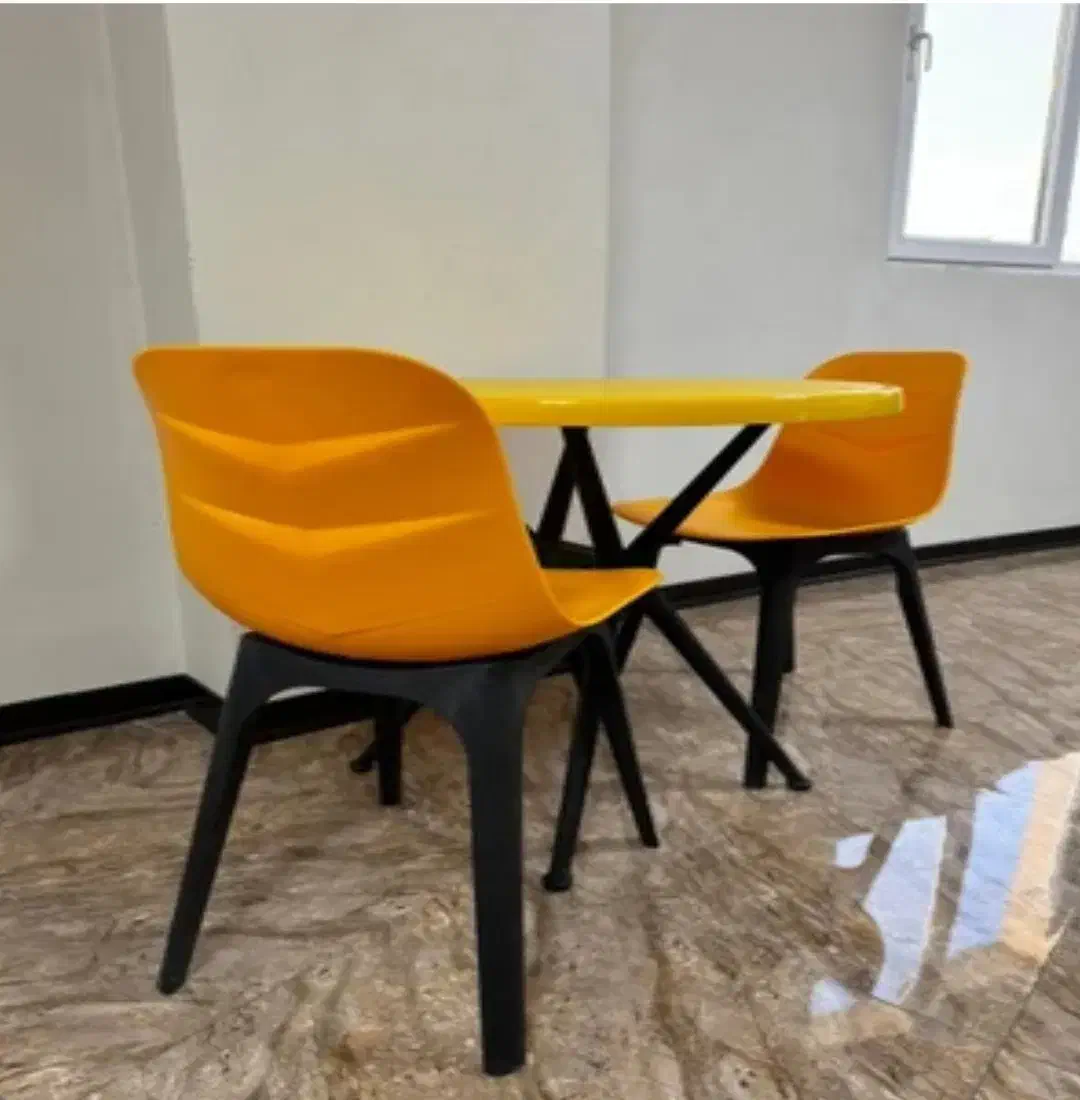 ست میز و صندلی کافی شاپی در بابلسر|صندلی و نیمکت|بابلسر, |دیوار