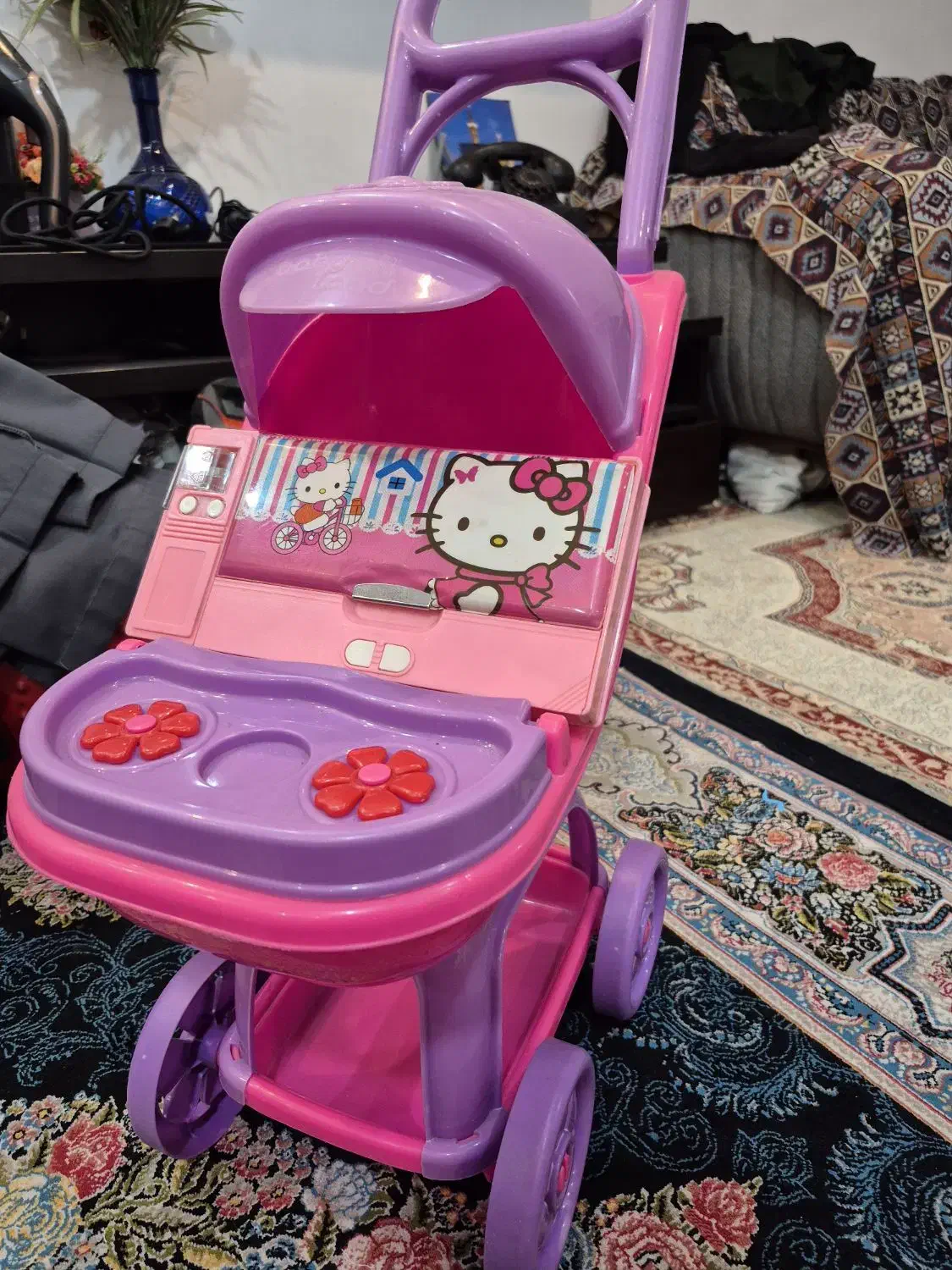 کالسکه بچه با یک عدد جامدادی نو ارسالم میشه|اسباببازی|اسلامشهر, زرافشان|دیوار