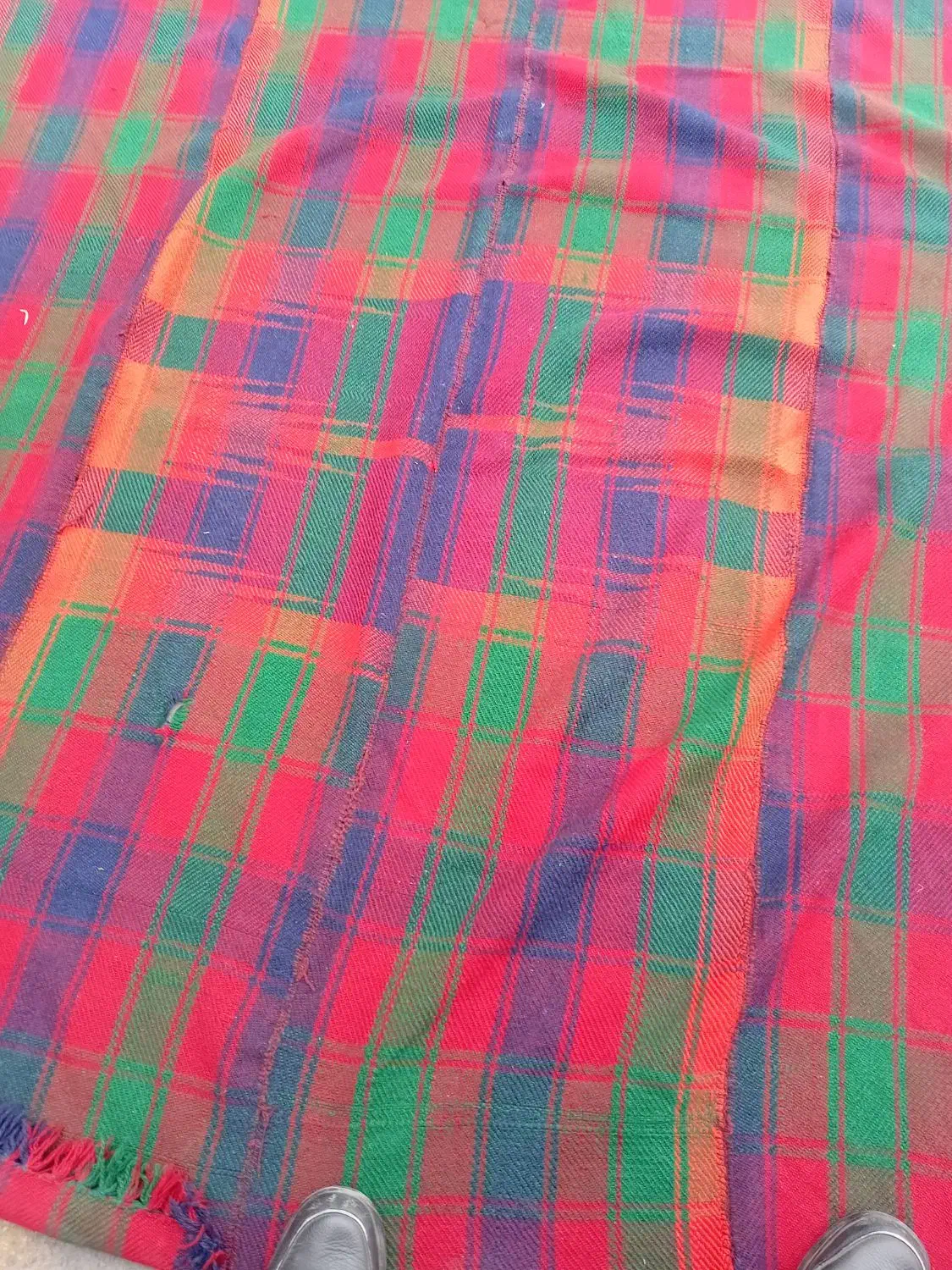 تعداد سه تخته گلیم|گلیم، جاجیم، گبه|نظرآباد, نظرآباد|دیوار