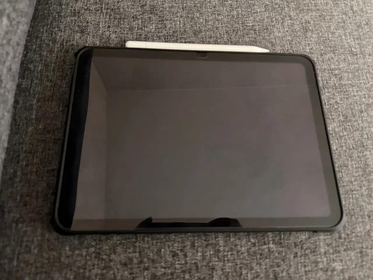 آیپد نسل ۱۱ (A16) ۲۰۲۵ مشابه نو با قلم اصلی|تبلت|تهران, نیاوران|دیوار