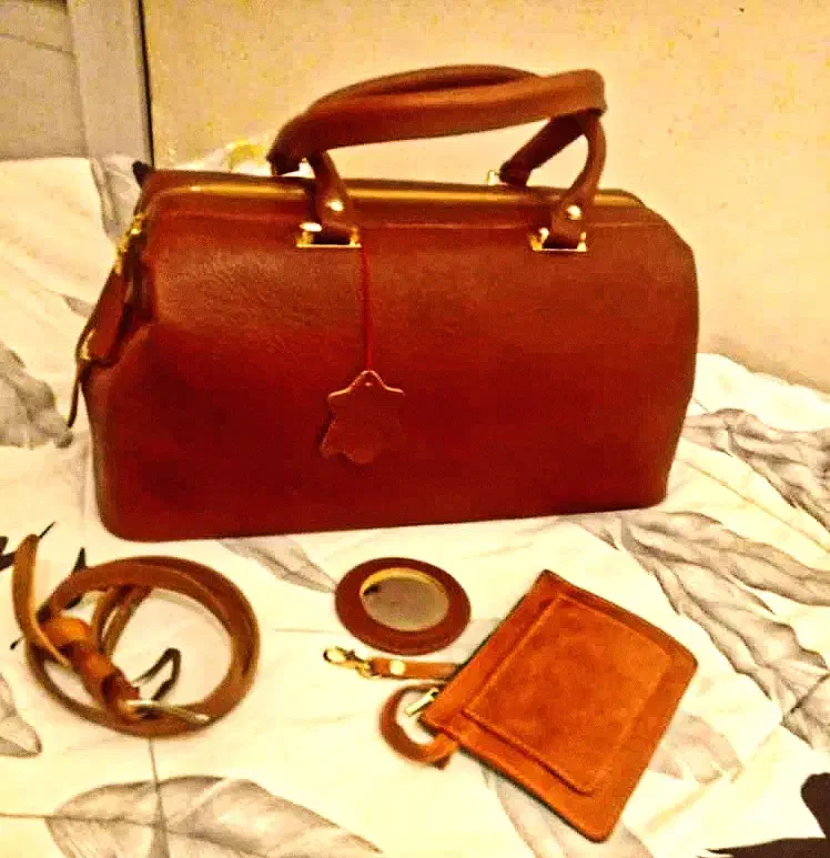 کیف چرم طبیعی|کیف، کفش، کمربند|تهران, فلسطین (میدان انقلاب)|دیوار