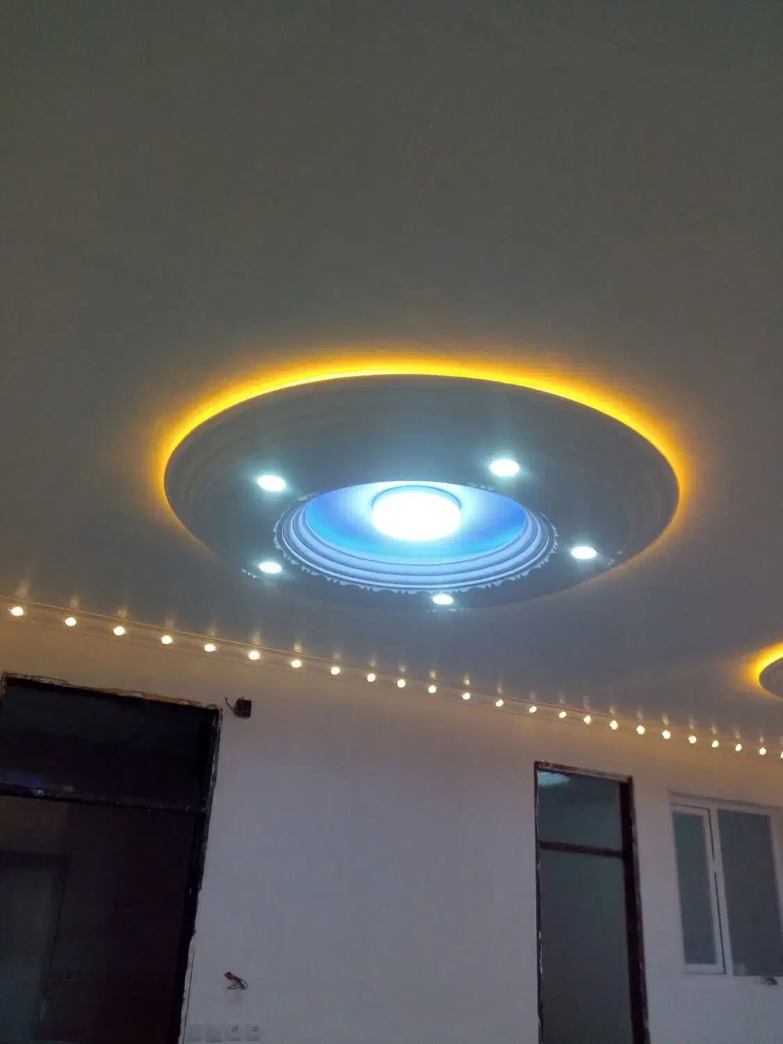 برقکار ساختمان و صنعتی با 30سال تجربه بصورت سیار|خدمات پیشه و مهارت|اسلامآباد غرب, |دیوار