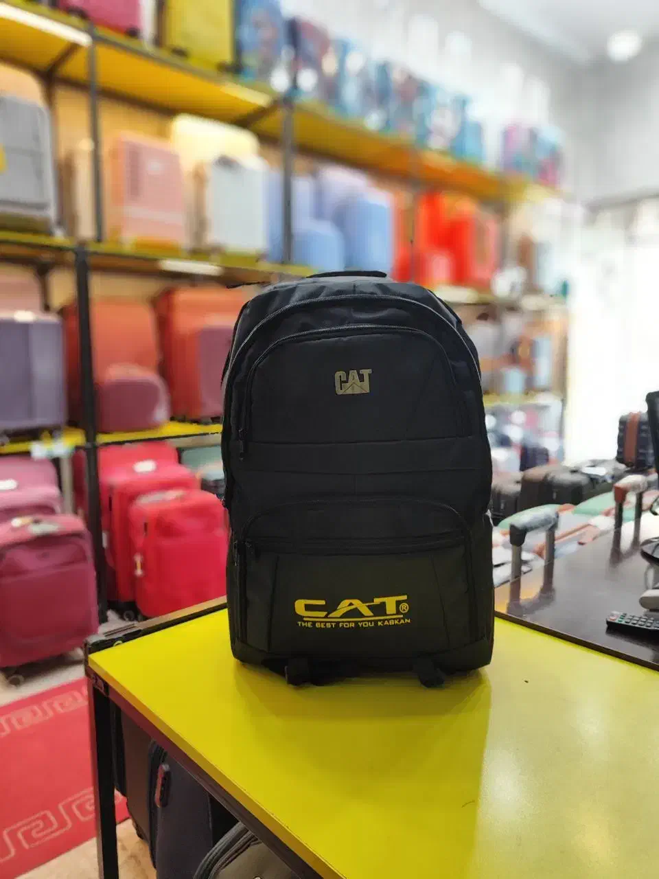 کوله پشتی 5 زیپ|کیف، کفش، کمربند|یزد, |دیوار