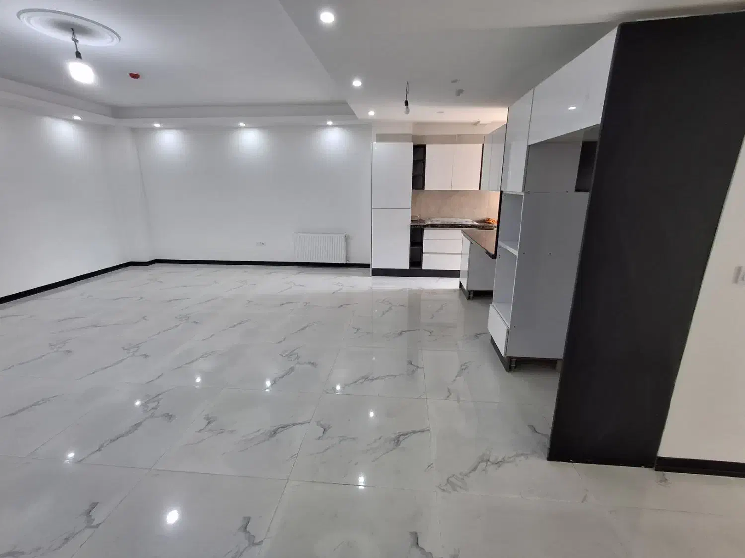 آپارتمان ۱۰۵ متری کلید نخورده تکواحدی دوخواب فول