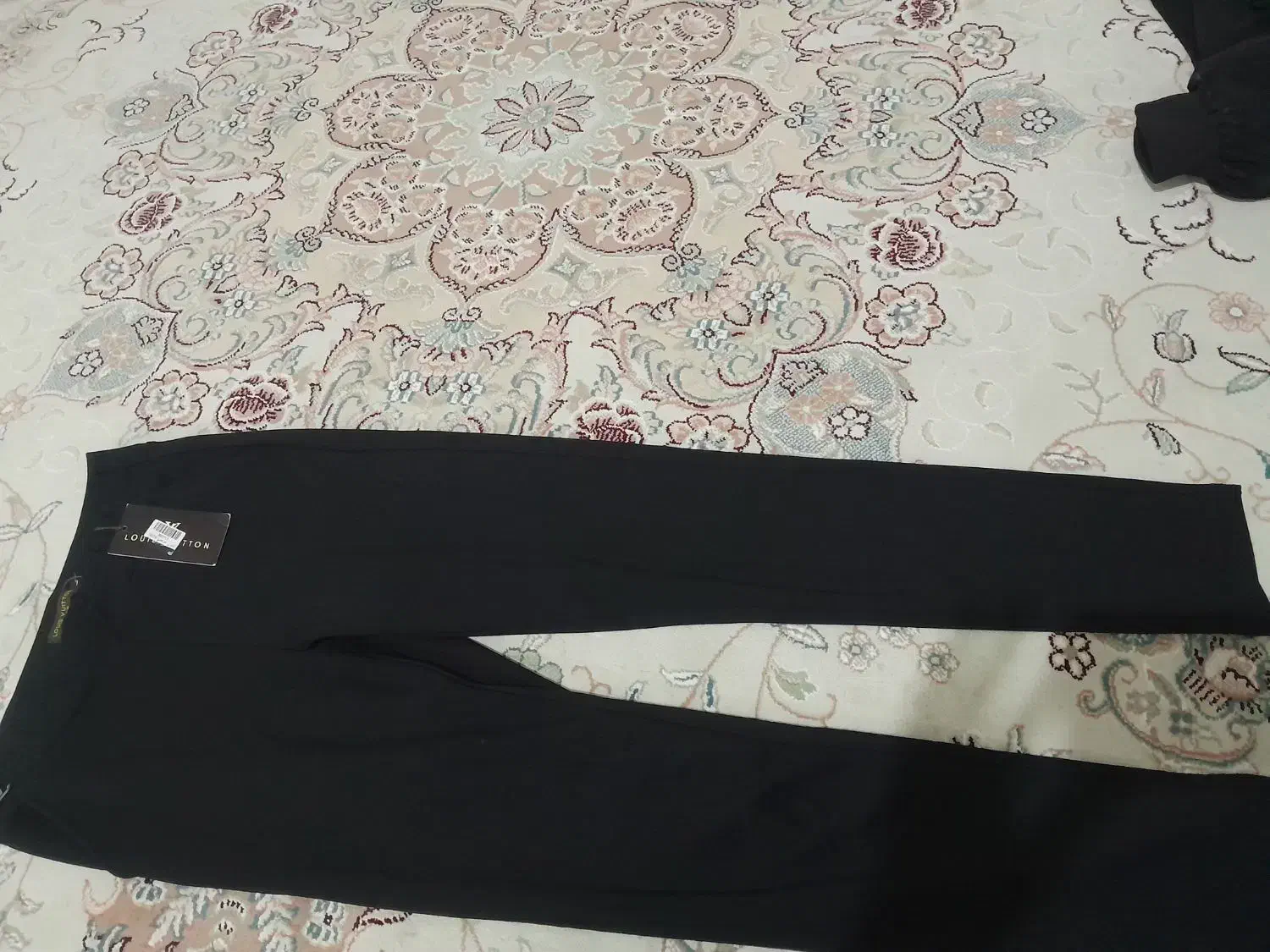 فروشی|کیف، کفش، کمربند|اردبیل, |دیوار