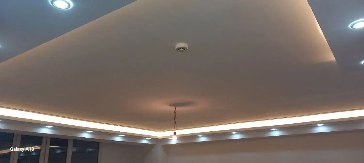 برق کاری فوری /رفع اتصالی/نصب روشنایی|خدمات پیشه و مهارت|سهند, |دیوار