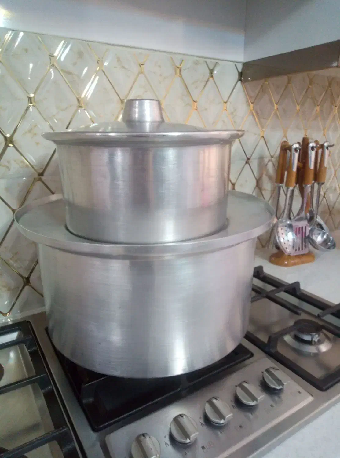 دوعدد قابلمه|ظروف پختوپز|ملارد, |دیوار