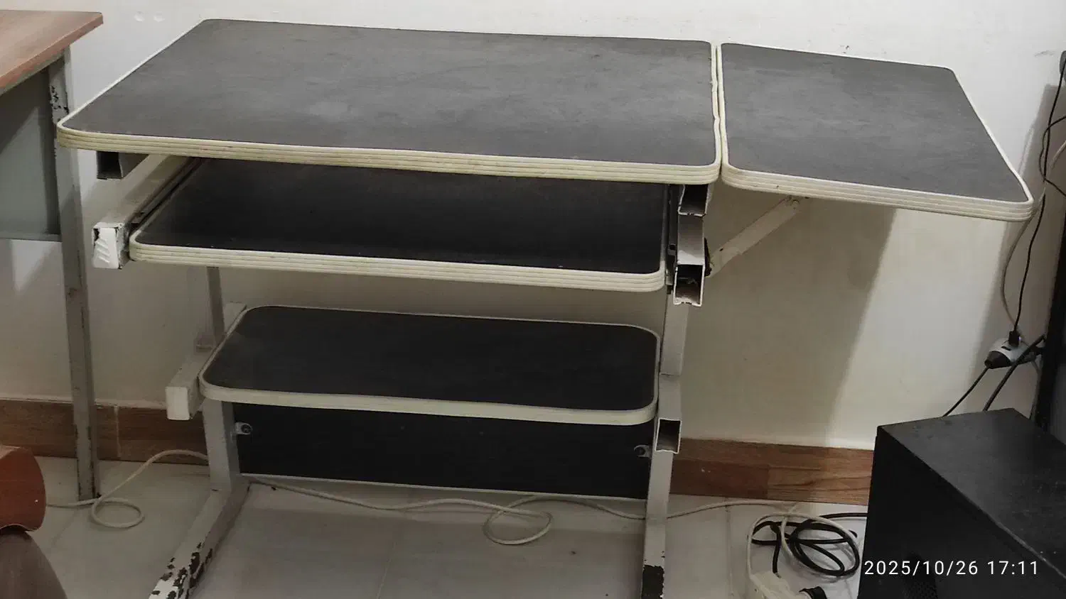 میز کامپیوتر|میز تحریر و کامپیوتر|قشم, |دیوار