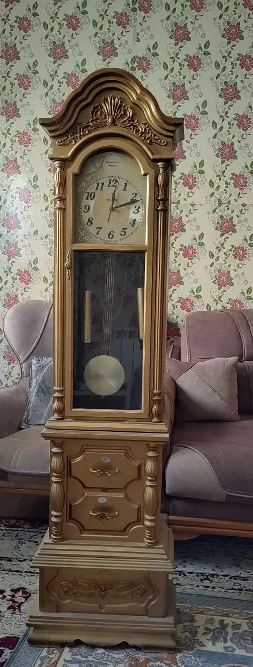 ساعت ایستاده|ساعت دیواری و تزئینی|پرند, فاز ۶|دیوار