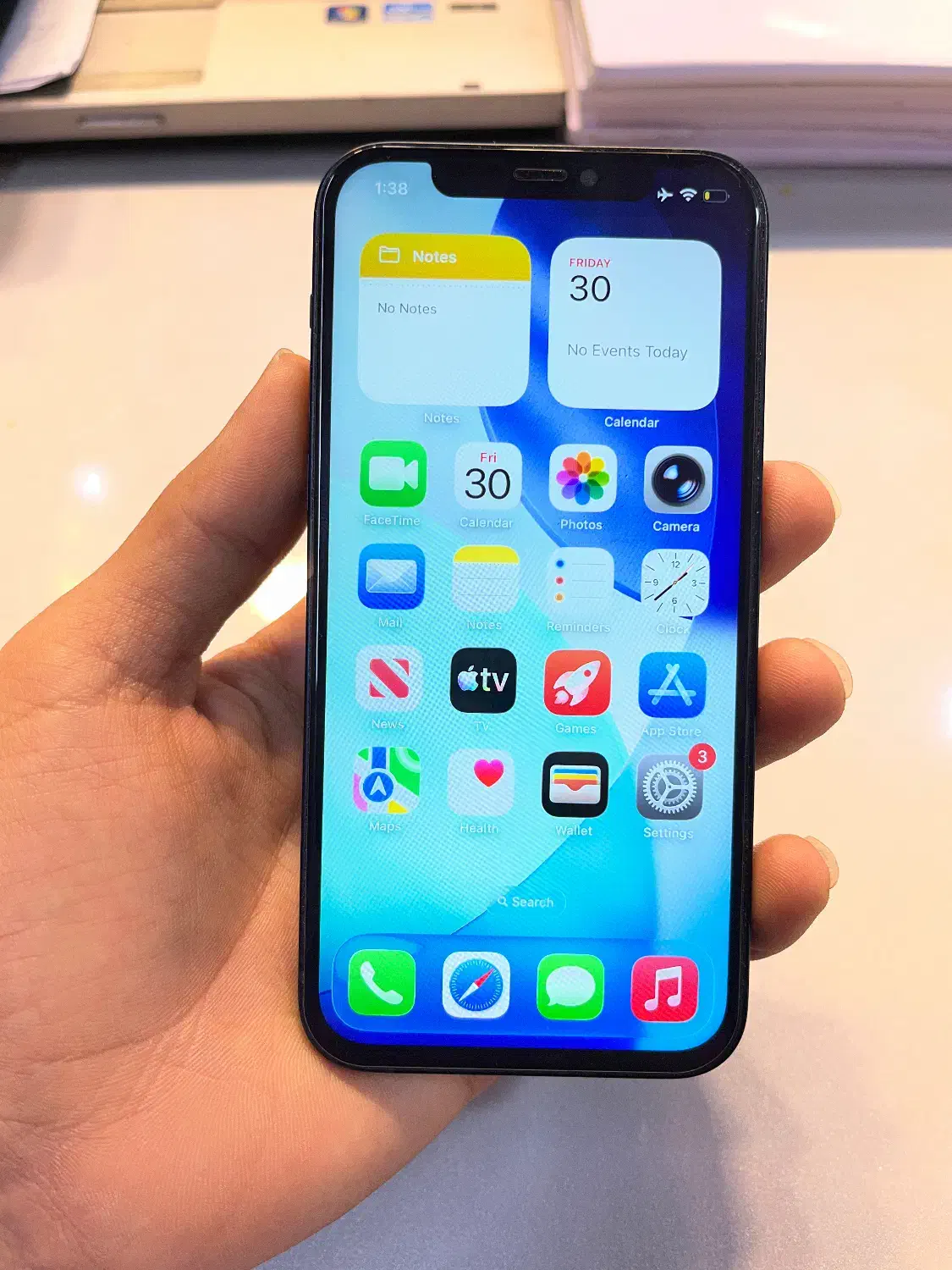 ایفون ۱۲ حافظه ۶۴ تک سیم|موبایل|قشم, |دیوار