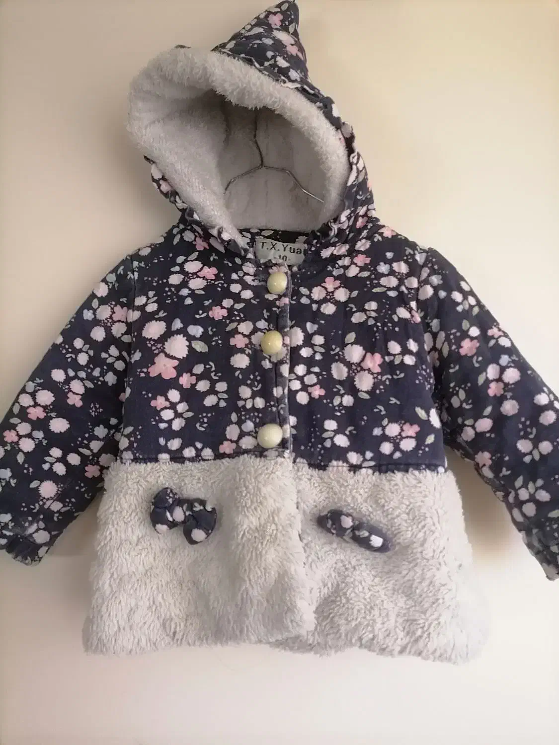 کاپشن|کفش و لباس بچه|کرمان, |دیوار