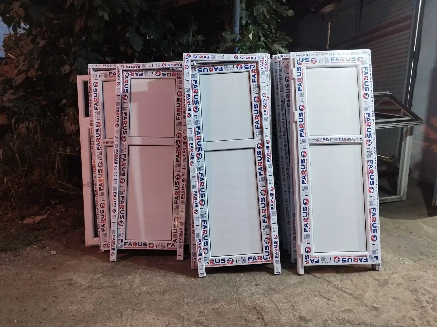 تولیدی درب پنجره دوجداره گیلان یو پی وی سی|خدمات پیشه و مهارت|رشت, کوی حسینی|دیوار