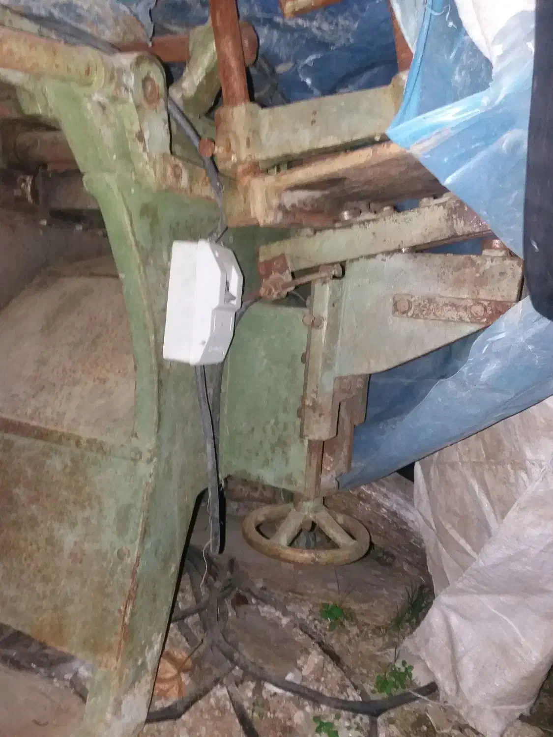 وسایل نجاری|ابزارآلات|آبش احمد, |دیوار