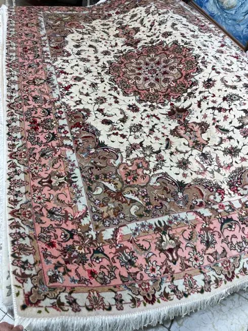 تک ۹ متری کارکرده علیا|فرش|تبریز, |دیوار