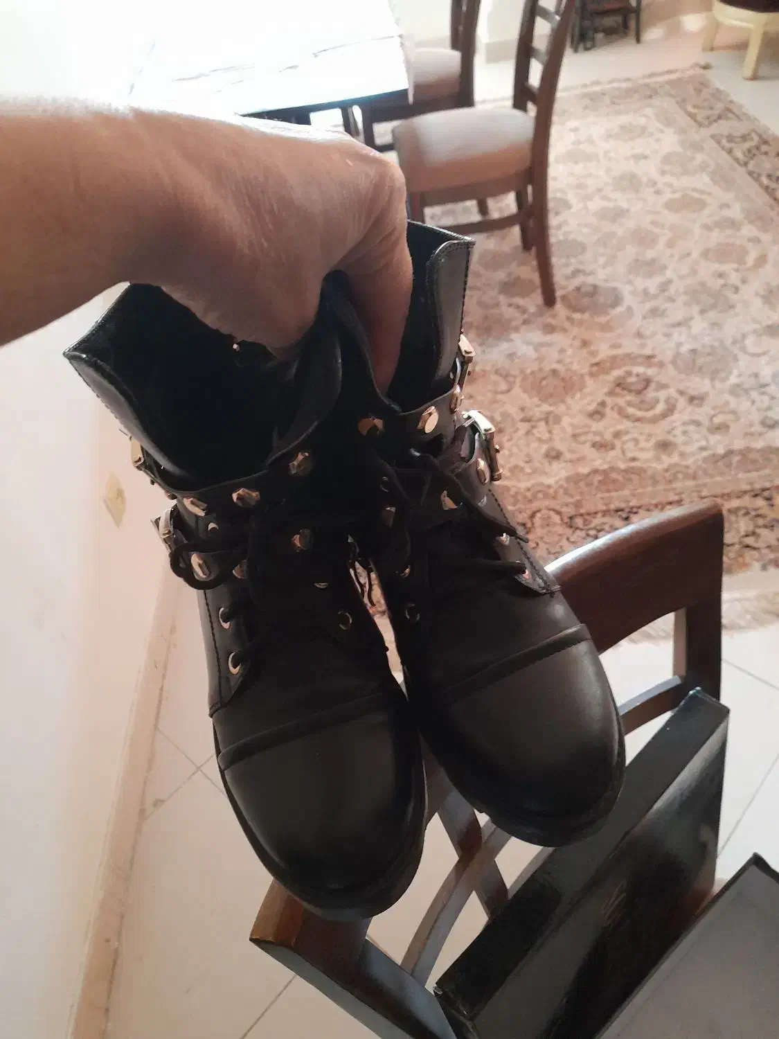 کتونی ارجینال زارا و بوت زنانه|کیف، کفش، کمربند|پرند, فاز ۰|دیوار