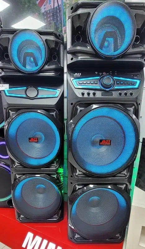 اسپیکر غول پیکر|سیستم صوتی خانگی|سبزوار, باهنر|دیوار