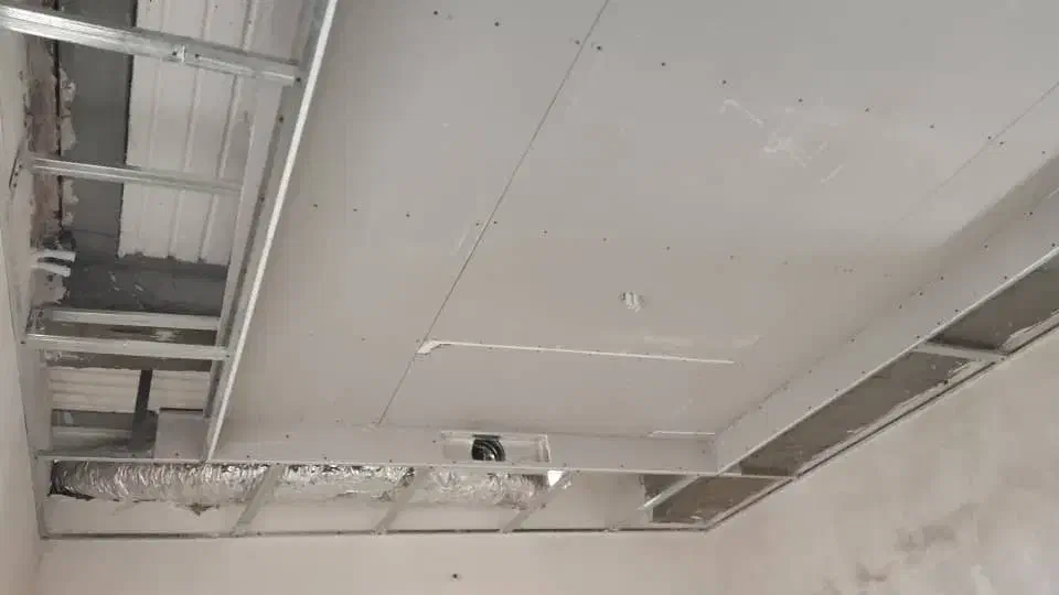 استخدام نیرو ساده  برای نصب کناف|استخدام معماری، عمران و ساختمانی|اراک, |دیوار