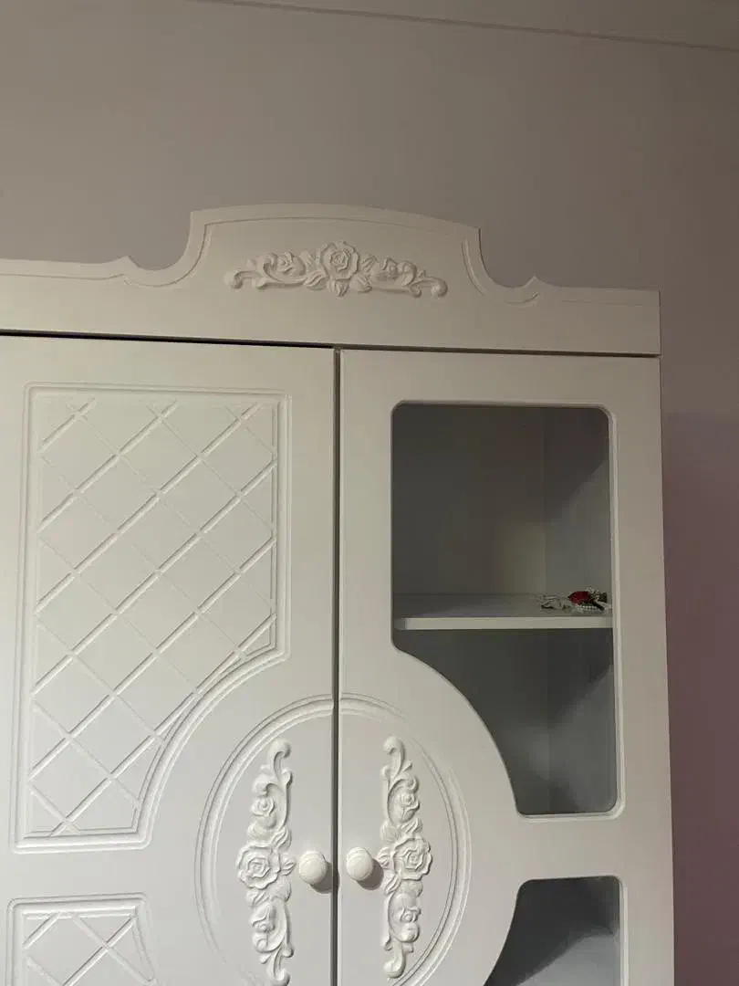 کمد|جاکفشی، کمد، دراور|فیروزکوه, |دیوار