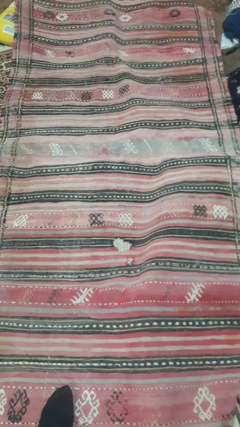 گلیم قدیمی قدمت ۶۰سال|گلیم، جاجیم، گبه|نیشابور, میدون بار|دیوار