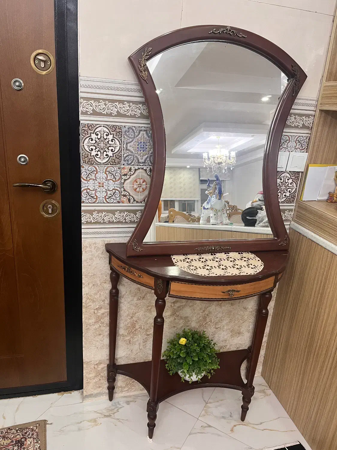 کنسول اینه|بوفه، ویترین، کنسول|فشاپویه, |دیوار